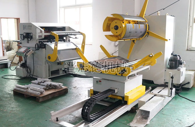 中薄板三合一送料機NCSF8-1000A 中薄板三合一送料機NCSF5-1000A