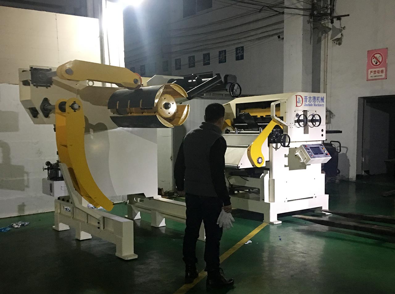 沖壓自動化設備交付 沖壓自動化設備交付