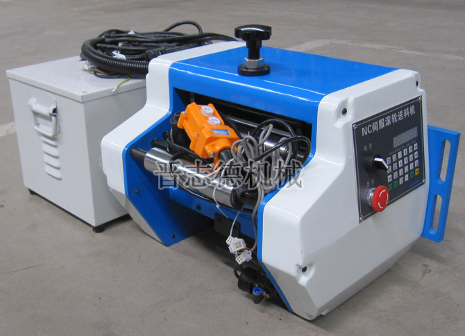 一體式NC送料機 一體式NC送料機