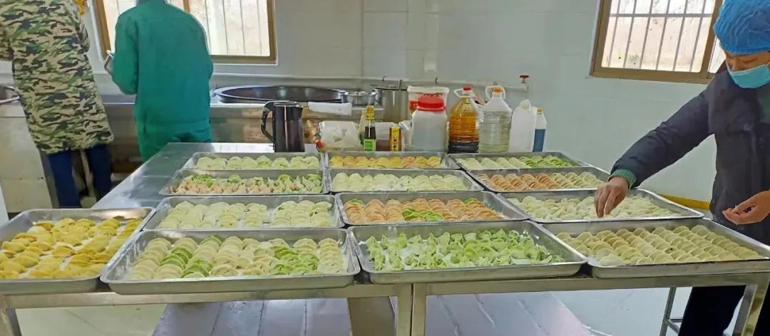 送料機廠冬至包餃子 送料機廠冬至包餃子