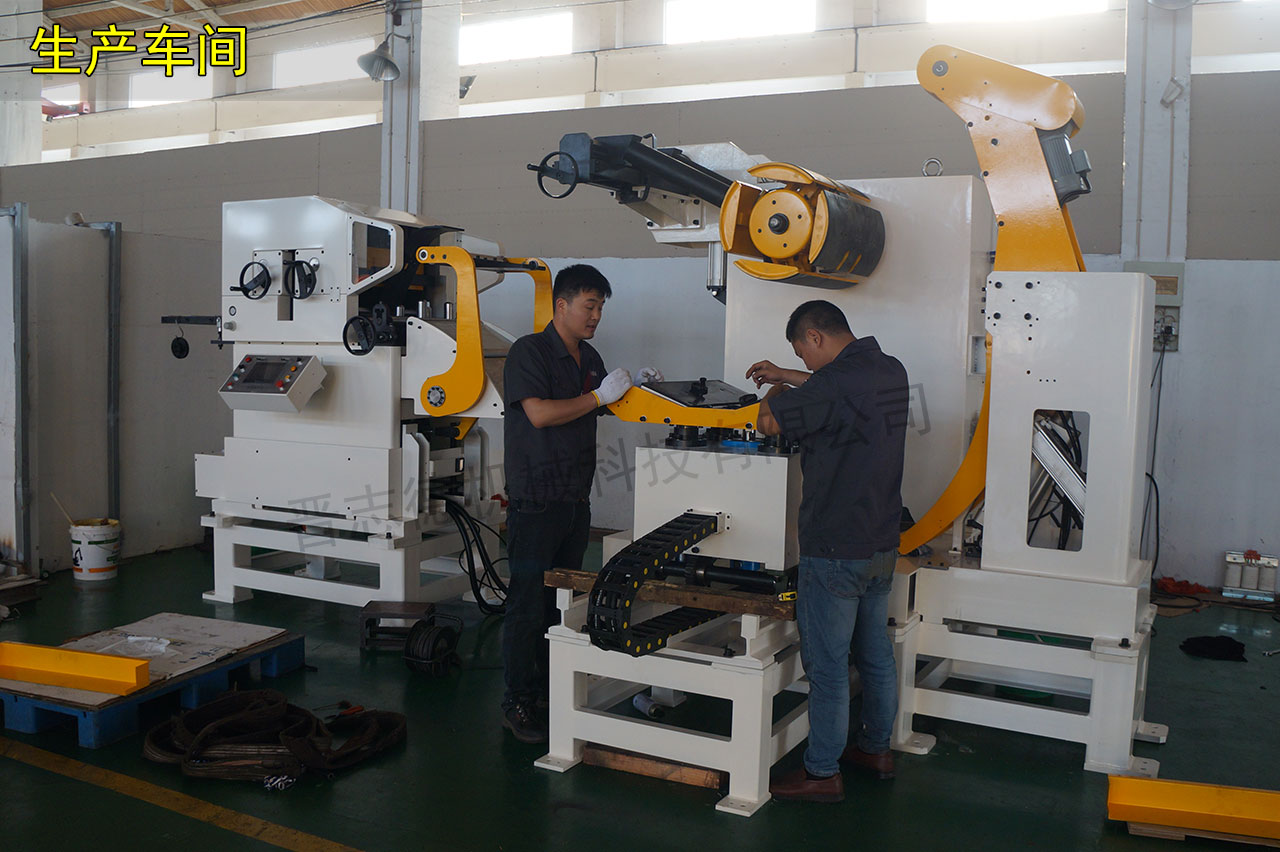 三合一送料機裝配 三合一送料機裝配