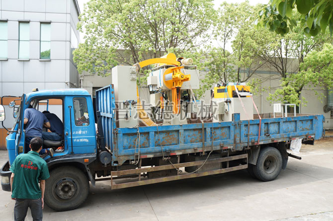 送料機發(fā)貨 送料機發(fā)貨