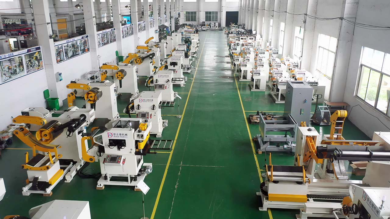 三合一送料機工廠放假安排 三合一送料機工廠放假安排