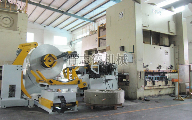 高張力三合一送料機(jī)使用 高張力三合一送料機(jī)使用