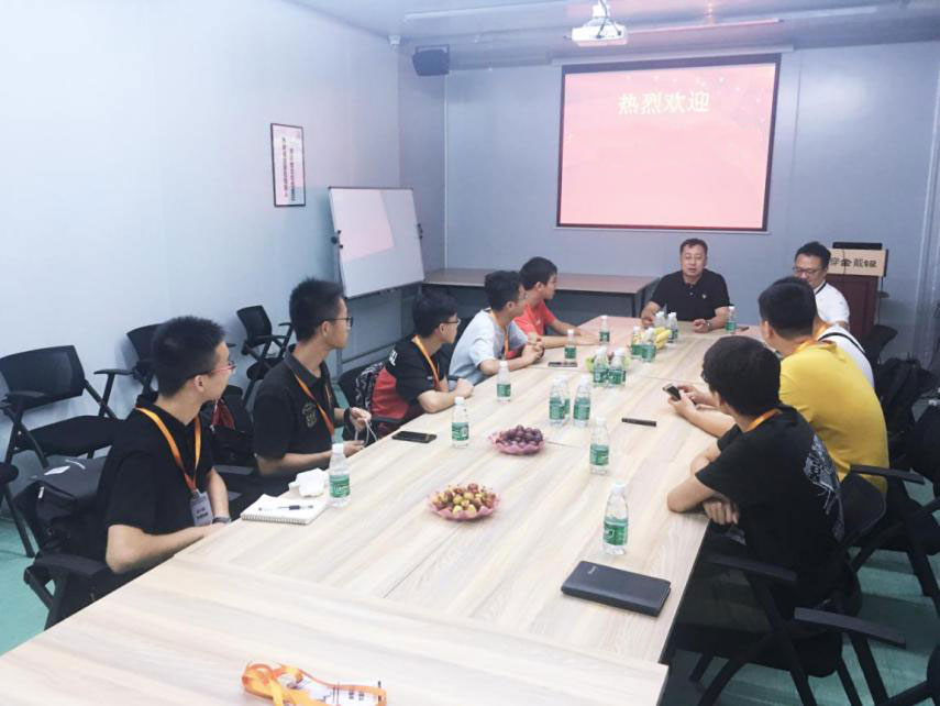 江蘇沖床送料機廠 江蘇沖床送料機廠