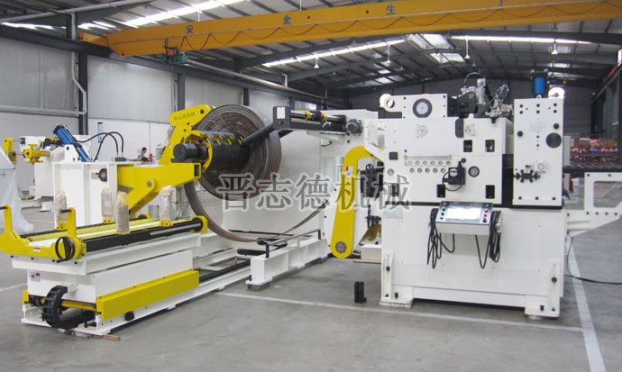 三合一送料機(jī)上料 三合一送料機(jī)上料