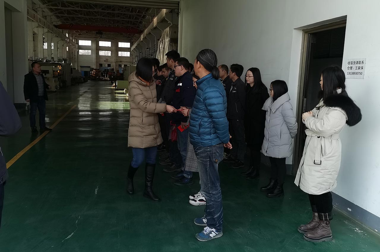 生產車間提產慰問 生產車間提產慰問