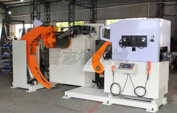 新款三合一送料機(jī)裝配中